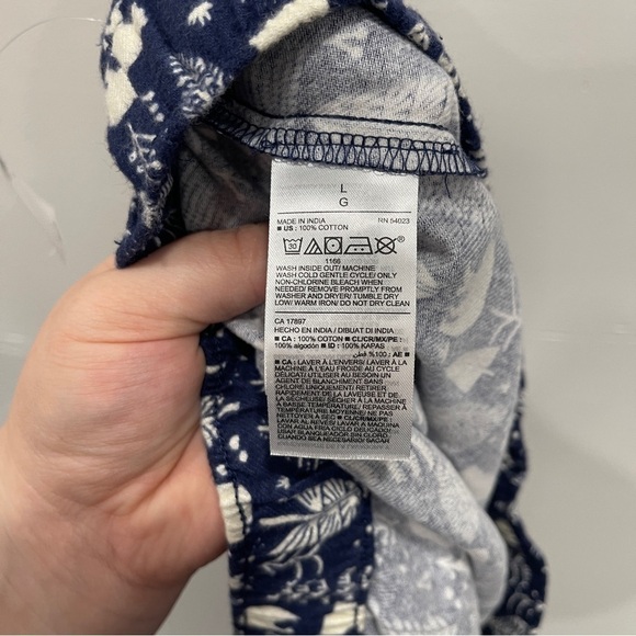 Old Navy Flannel Jogger Pajamas Blue Trees Bear Deer Size Large - Picture 8 of 9